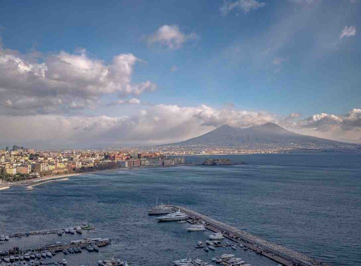 Vista panoramica del Golfo di Napoli