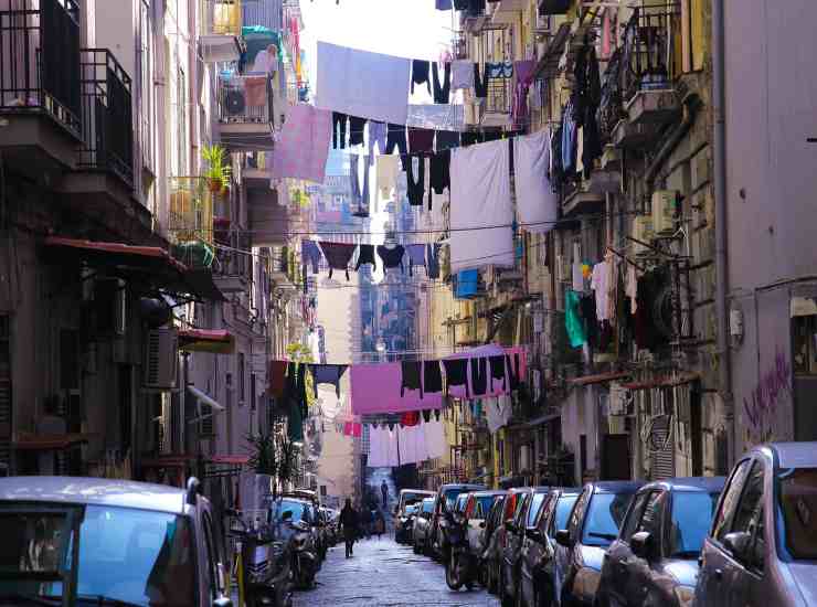 Visioni di Napoli (pixabay.com) - www.ilvaporetto.com